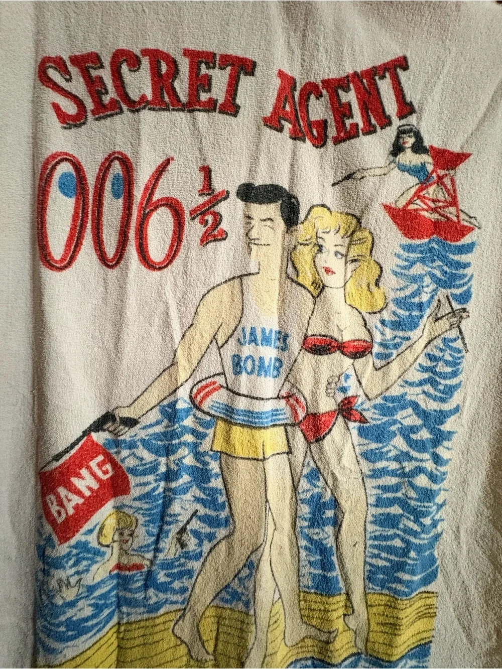 Vintage 1960s Secret Agent 006½ James Bomb Beach Towel Pin Up Novelty USA